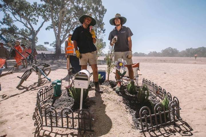 29472267_10155516444385847_7684442004377305088_n